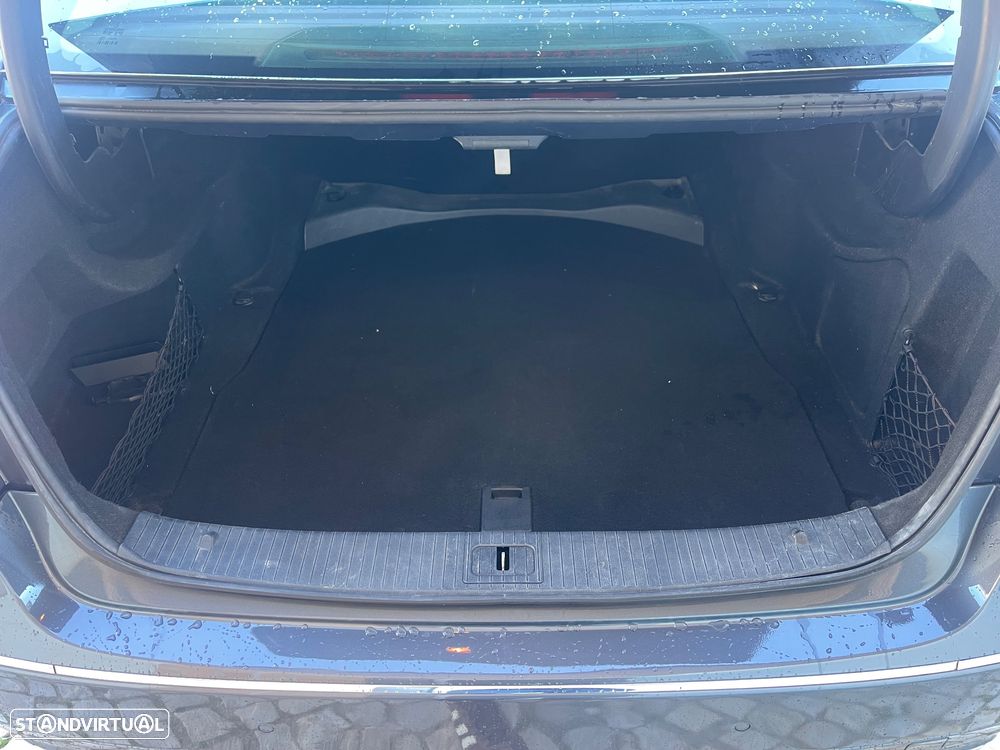 Mercedes-Benz E 250 CDI Elegance BlueEfficiency Auto. - 9