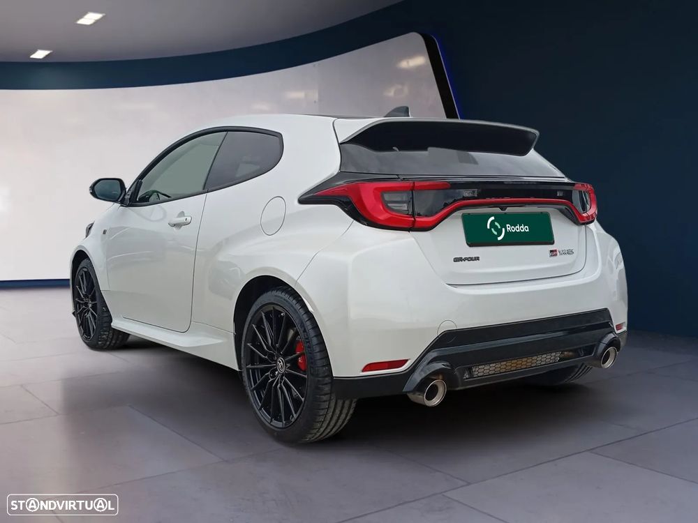 Toyota GR Yaris 1.6 T Legend T/M - 8