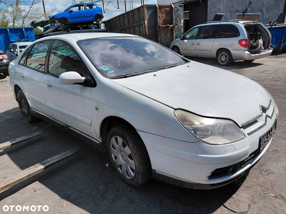 Na części: Citroen c5 Rok 2007 Pojemność 1560 Moc 80 kw Diesel - 1
