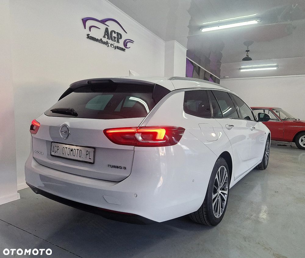 Opel Insignia - 14