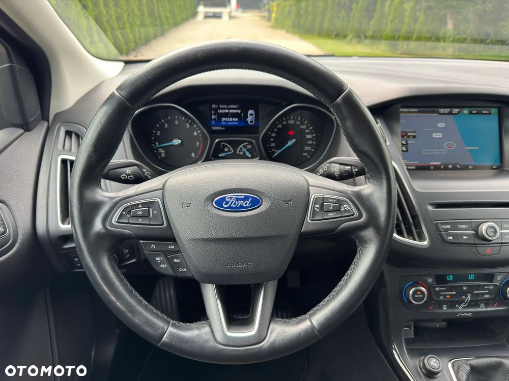 Ford Focus 1.0 EcoBoost Titanium - 21