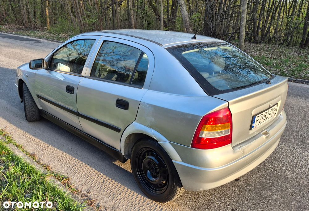 Opel Astra 1.4 Enjoy - 4