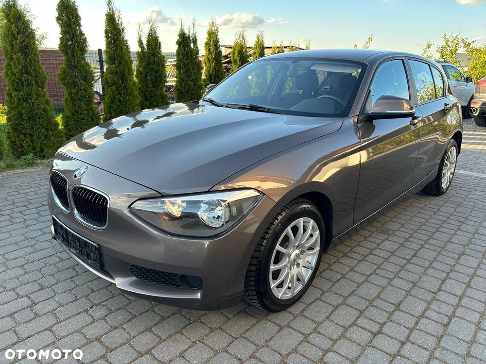 BMW Seria 1 114i - 10