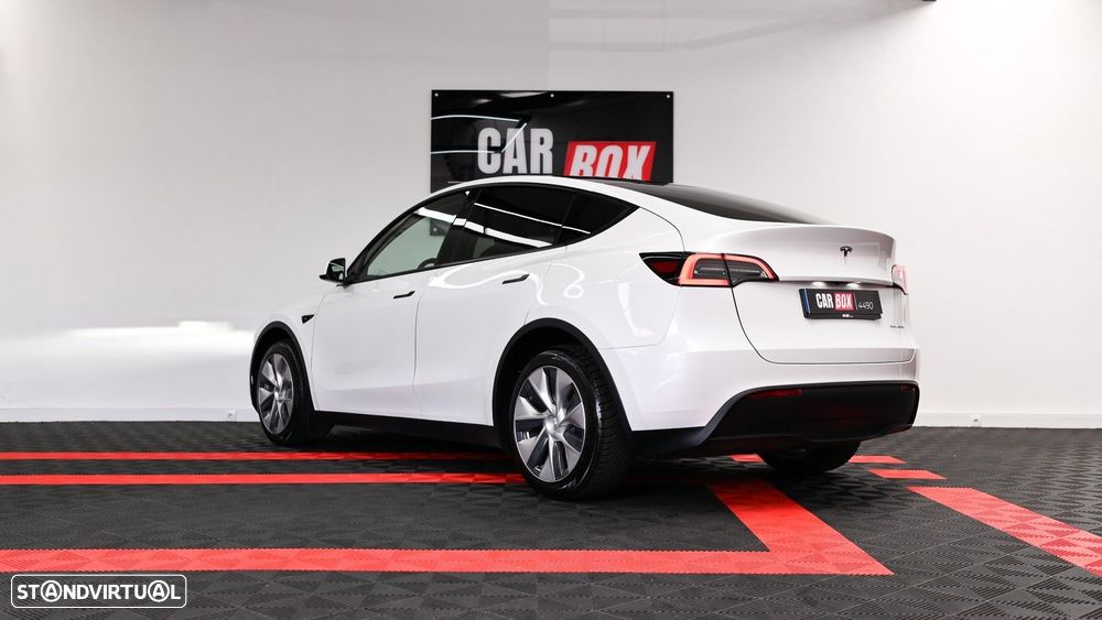 Tesla Model Y Long Range Dual Motor AWD - 20