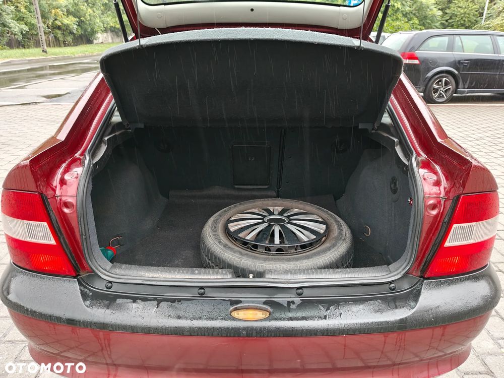 Opel Vectra 1.6 GL - 24