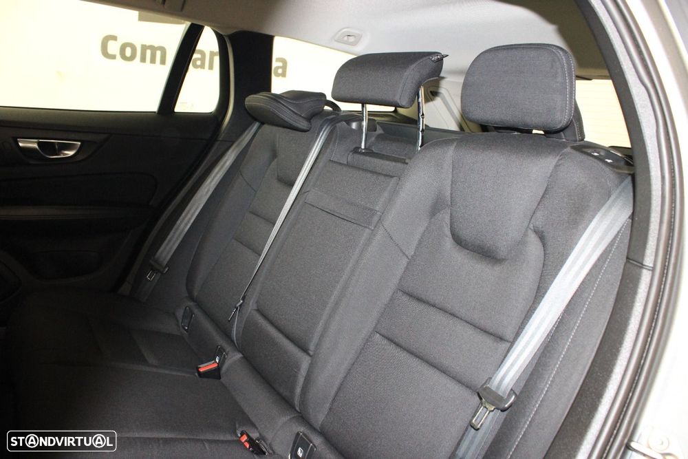 Volvo V60 2.0 D3 Geartronic - 25