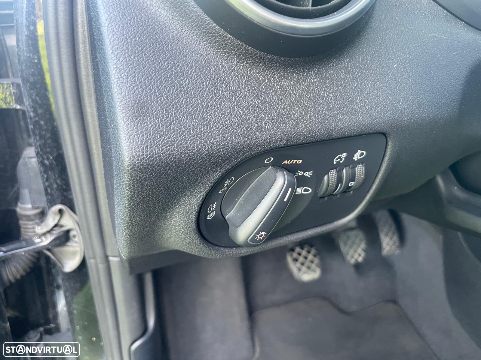 Audi A1 1.2 TFSI Advance - 28
