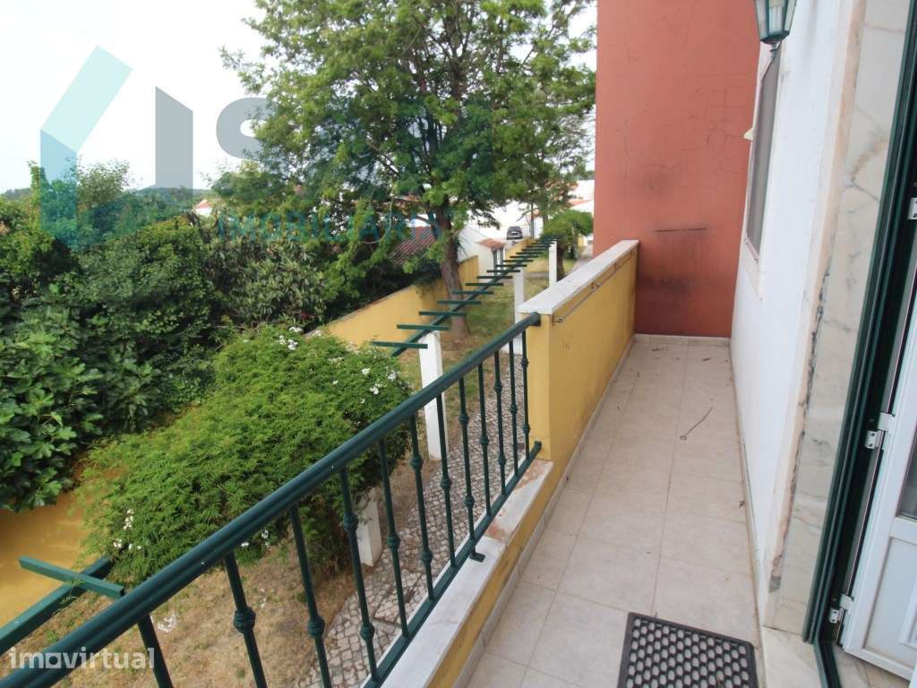 Apartamento T3 com 2 Lugares de Garagem - Grande imagem: 4/57