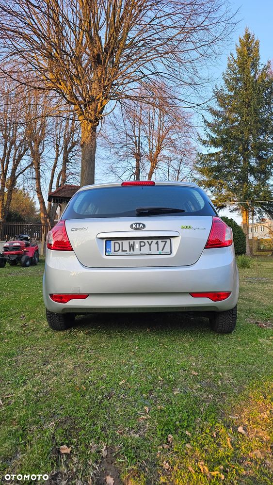 Kia Ceed 1.4 CVVT ISG Attract - 6