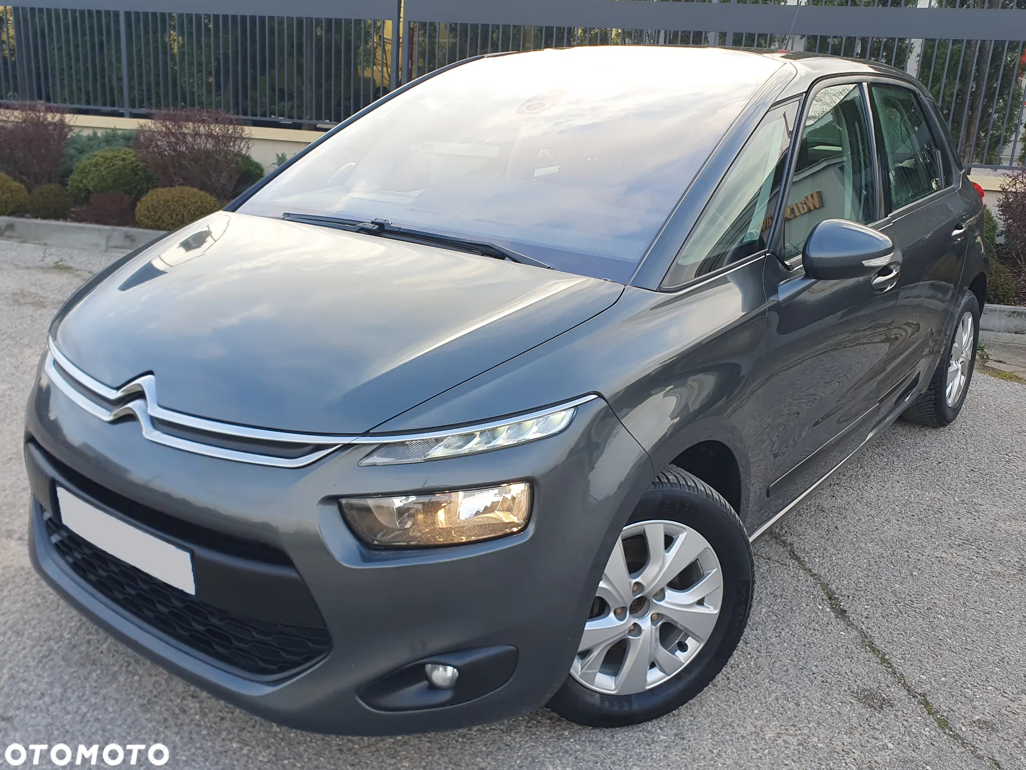Citroën C4 Picasso 1.6 e-HDi Exclusive - 11