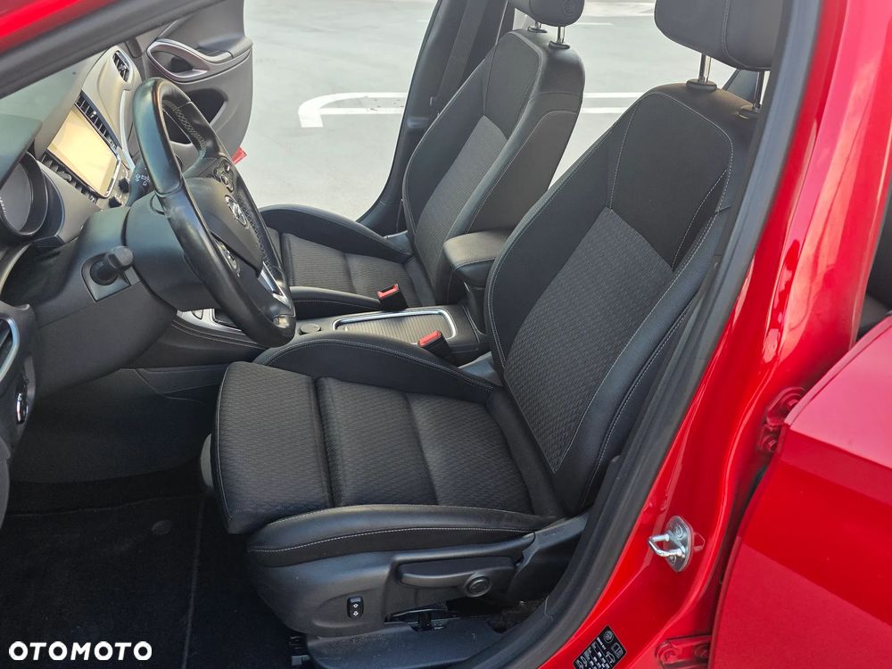 Opel Astra 1.6 Turbo Start/Stop Innovation - 11