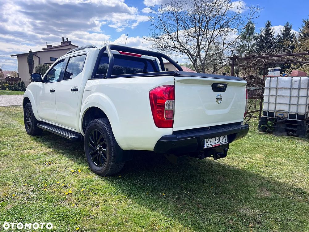 Nissan Navara - 2