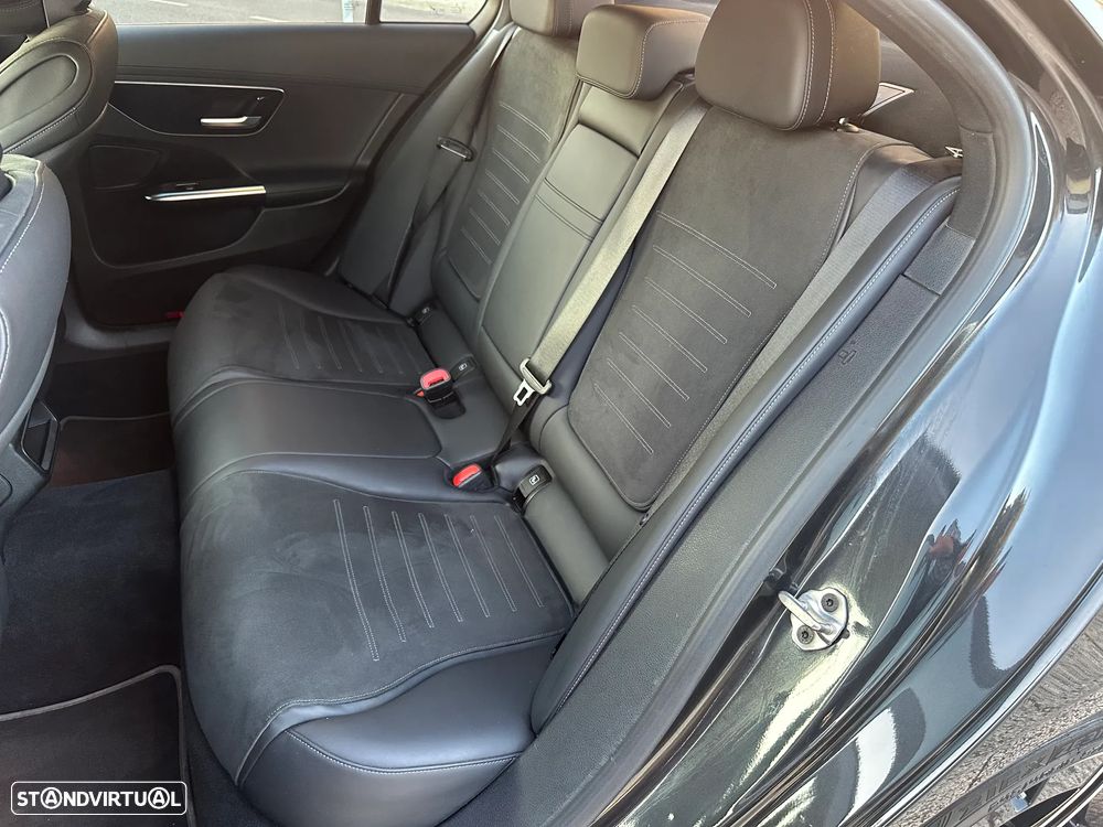Mercedes-Benz C 300 d AMG Line - 9