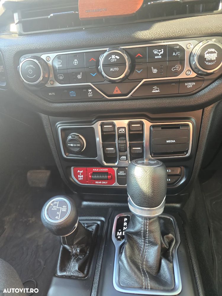 Jeep Wrangler - 7