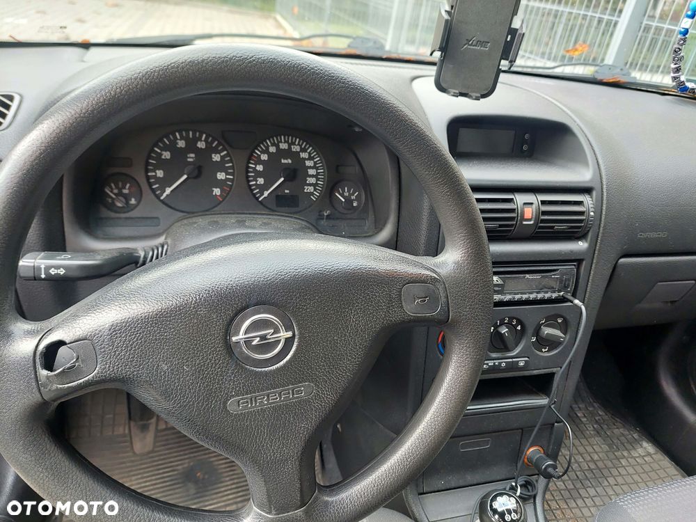 Opel Astra 1.4 Start - 4