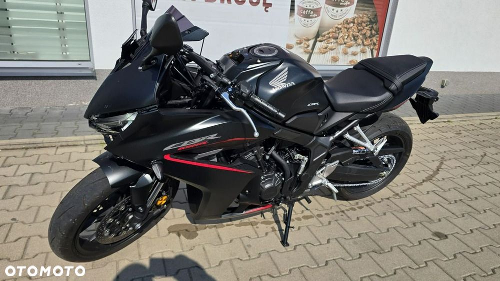 Honda CBR - 7