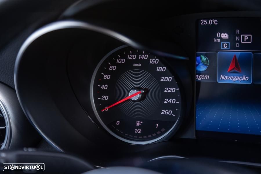 Mercedes-Benz GLC 300 e Coupe 4Matic - 42