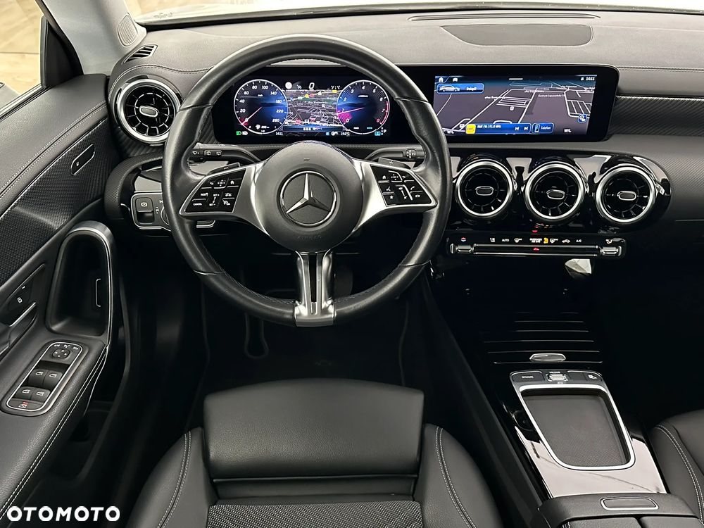 Mercedes-Benz CLA 180 mHEV Progressive 7G-DCT - 7
