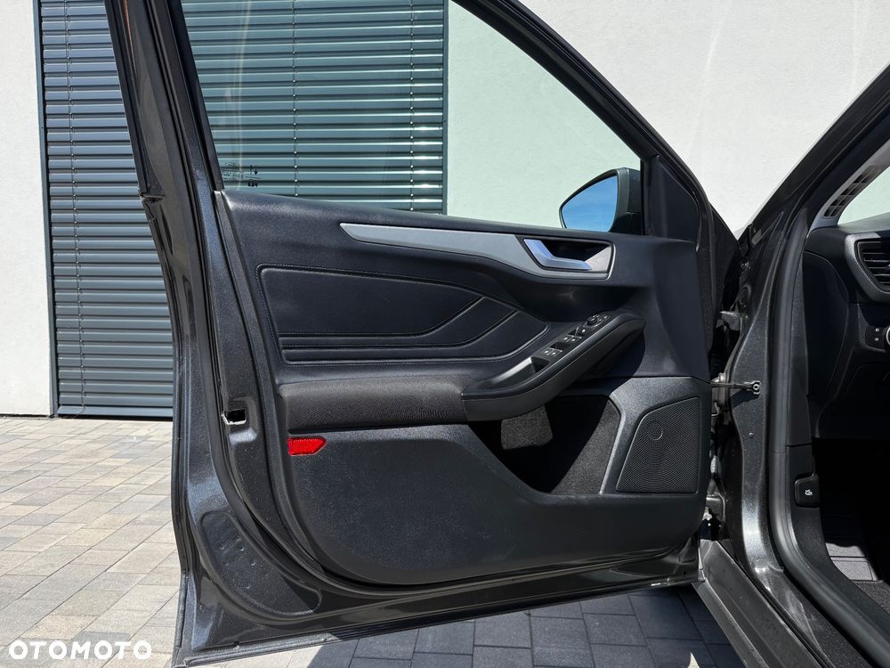 Ford Focus 1.5 EcoBlue Connected - 15