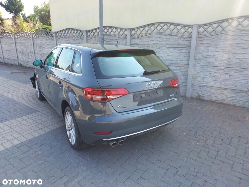 Audi A3 Sportback 1.5 TFSI Sport S tronic - 4