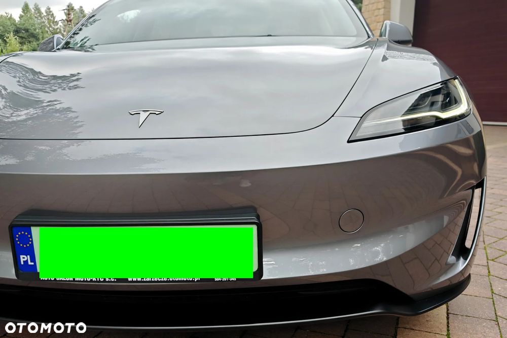 Tesla Model 3 Performance AWD - 38