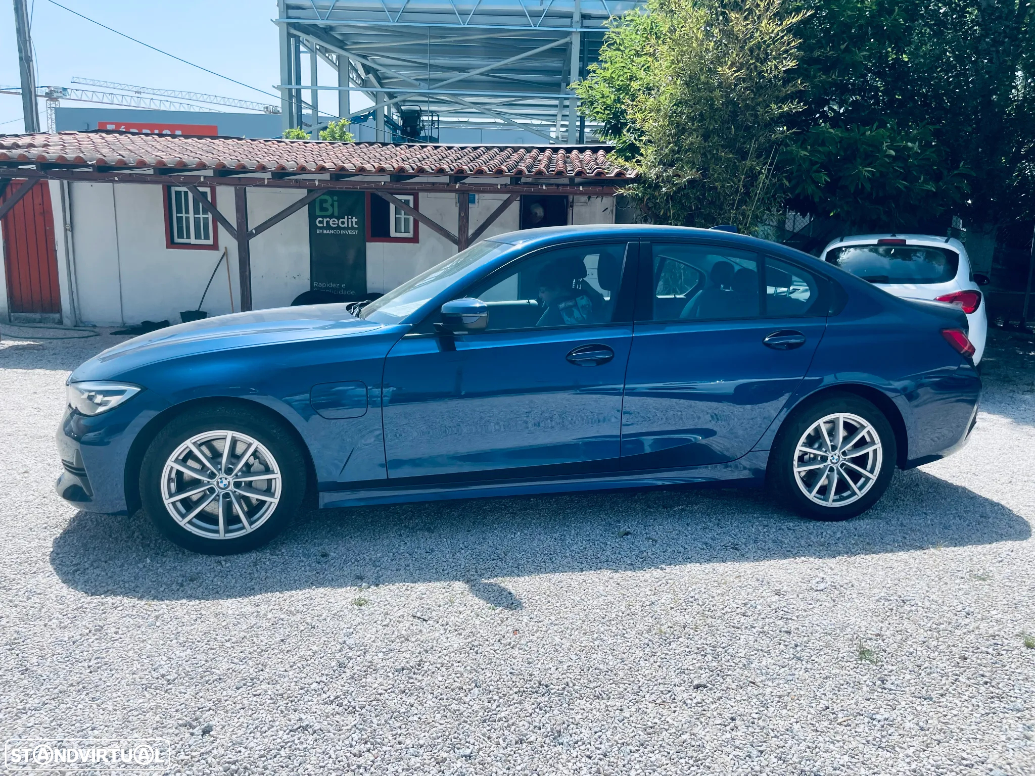 BMW 330 - 14