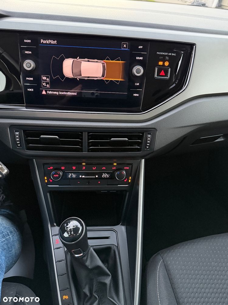 Volkswagen Polo 1.0 Comfortline - 22