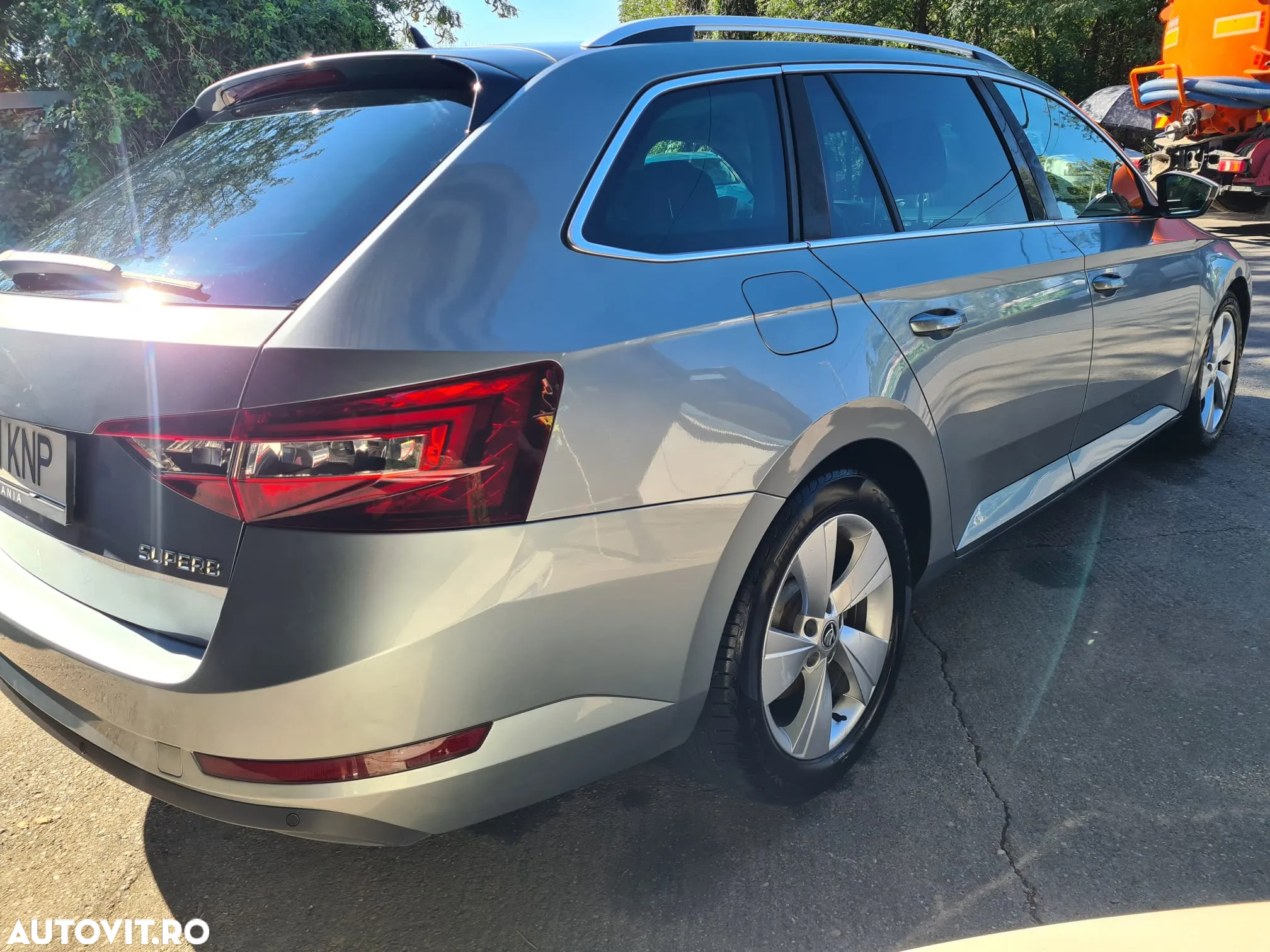 Skoda Superb 1.6 TDI DSG Ambition - 15