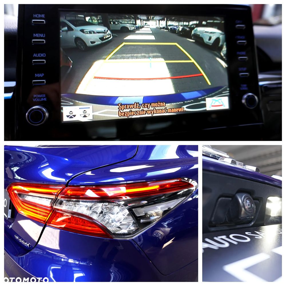 Toyota Camry 2.5 Hybrid Executive CVT - 32
