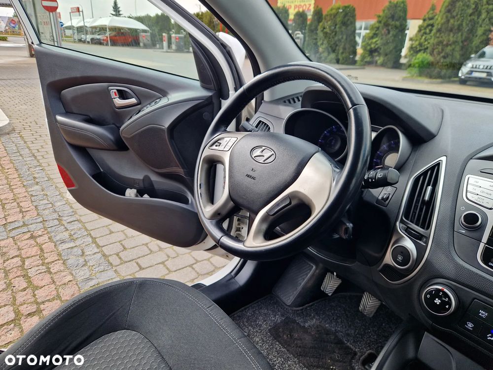 Hyundai ix35 - 22