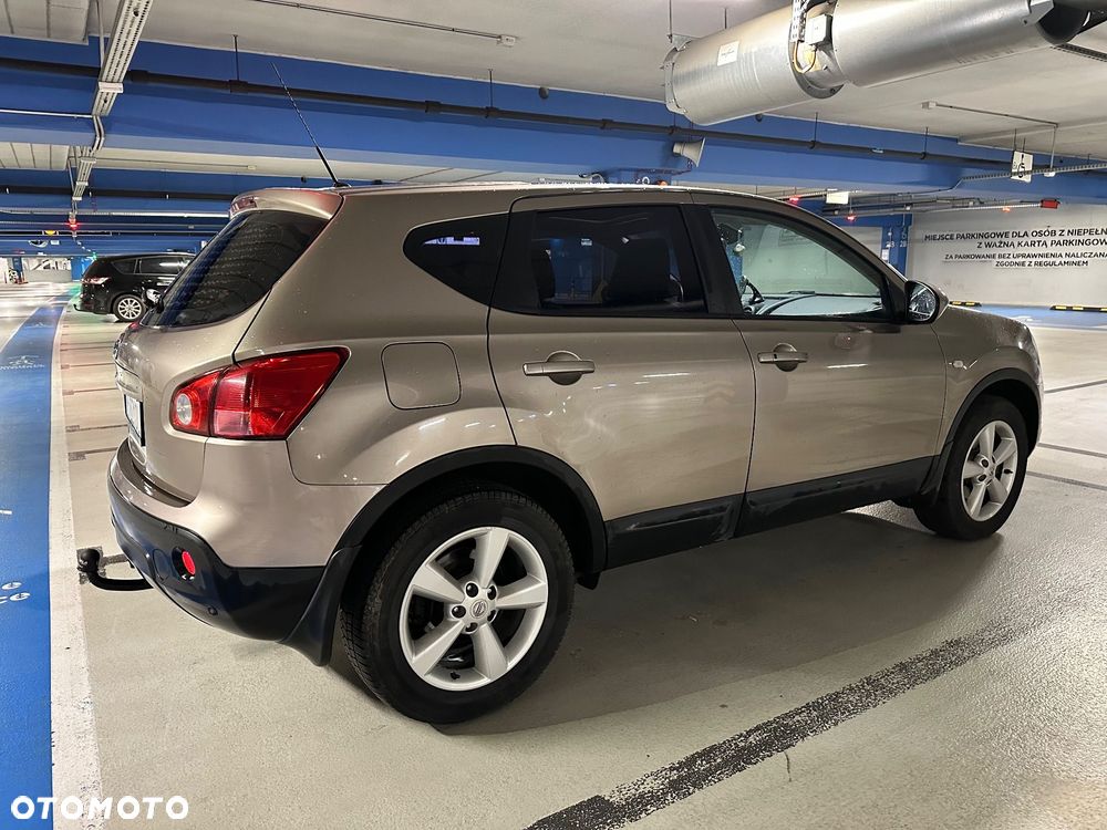 Nissan Qashqai 2.0 4 x 4 CVT tekna - 6