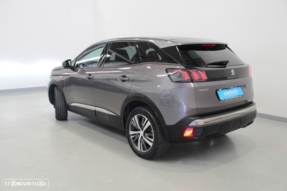 Peugeot 3008 1.5 BlueHDi Allure Pack EAT8 - 32