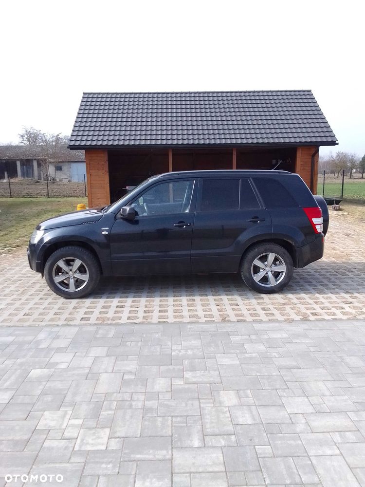 Suzuki Grand Vitara - 2
