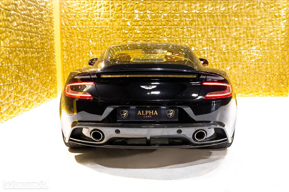 Aston Martin Vanquish Touchtronic 2 - 24