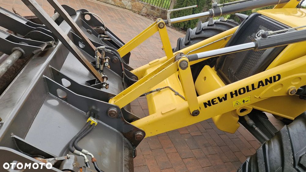 New Holland B115-B - 23