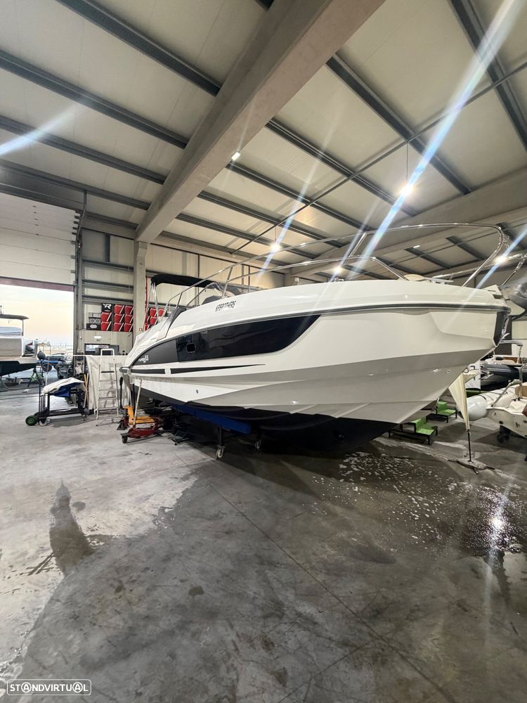 Beneteau 8.8 Sundeck