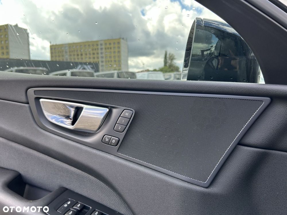 Volvo XC 60 - 29