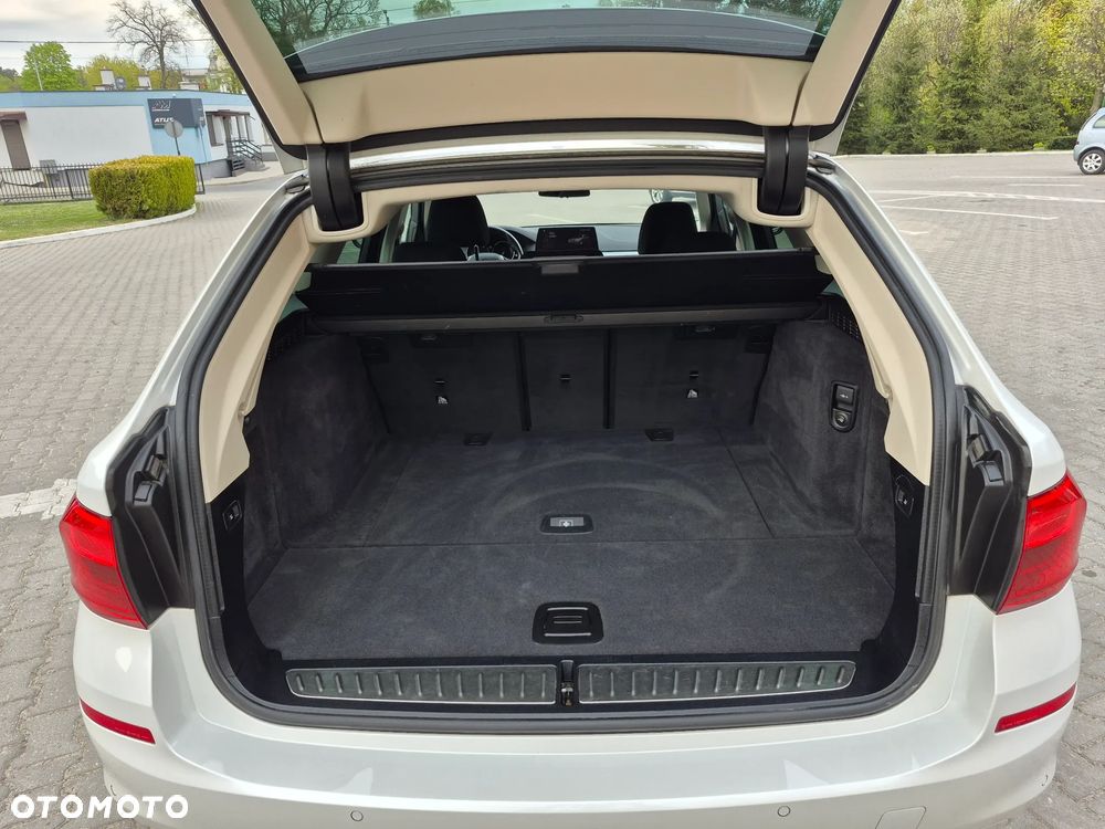 BMW Seria 5 520d xDrive Sport Line - 33
