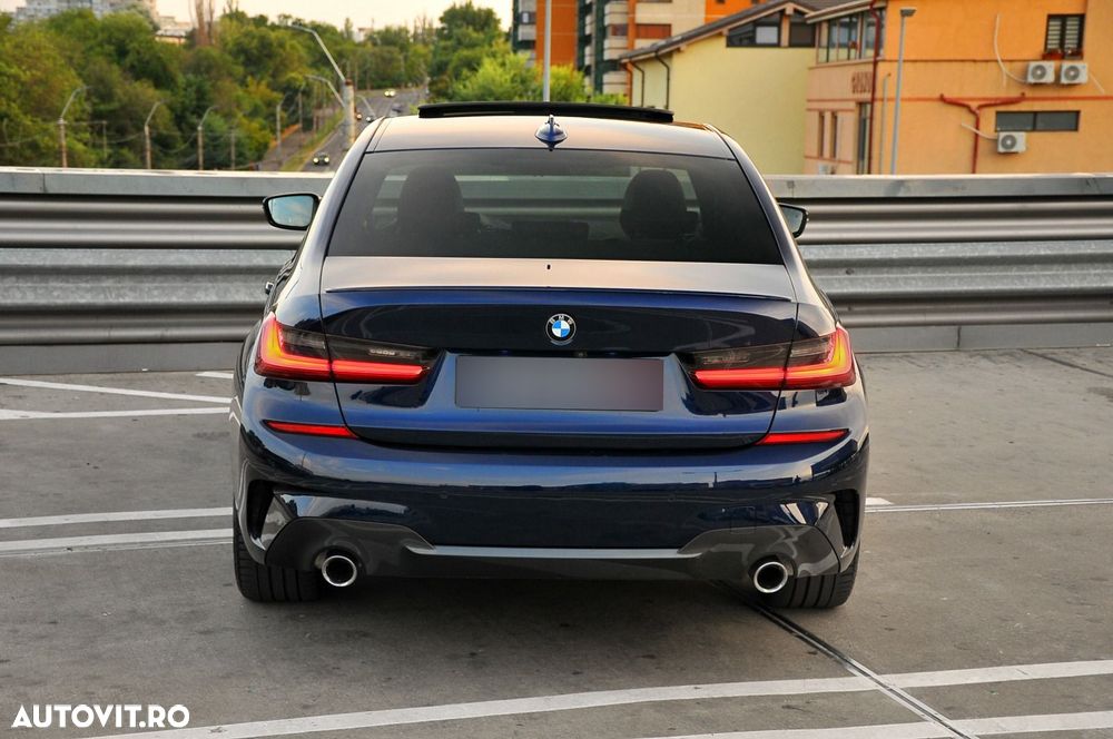 BMW Seria 3 330d xDrive AT MHEV - 9