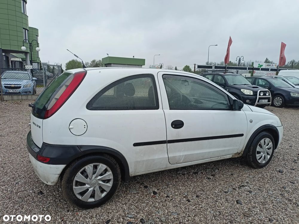 Opel Corsa - 4