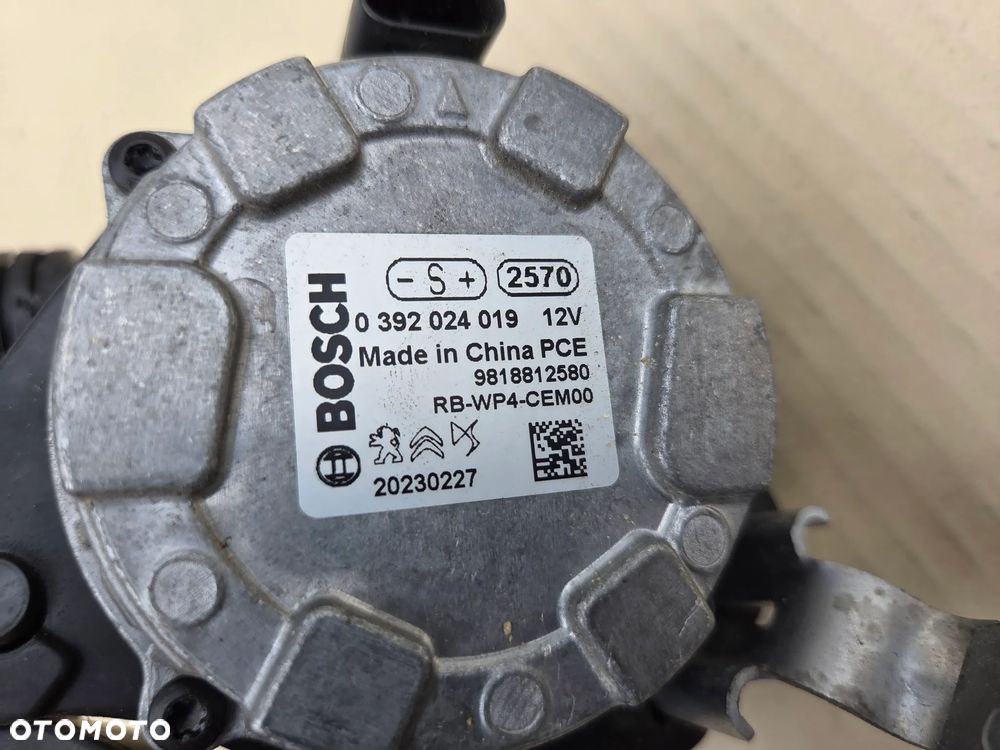 Pompa obiegu wody Citroen C5X 1.6 Hybryda  9818812580 - 5