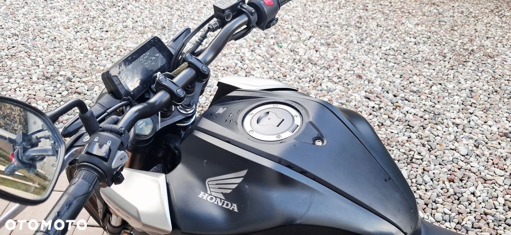 Honda CB - 7