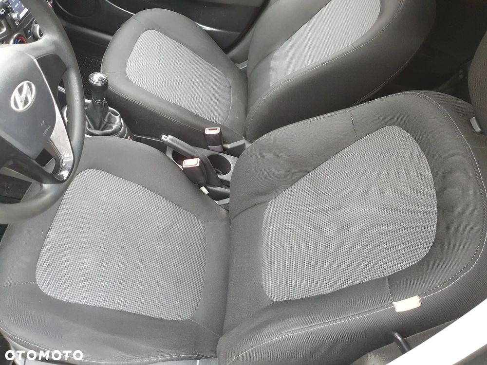 Hyundai i20 1.25 Comfort - 20