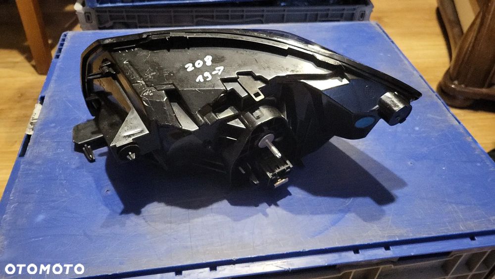 EU Lampa Lewy Tył Peugeot 208 II 2019- LED ORG - 2