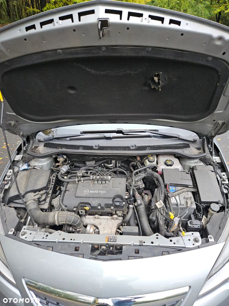 Opel Astra 1.4 Turbo Sports Tourer - 9