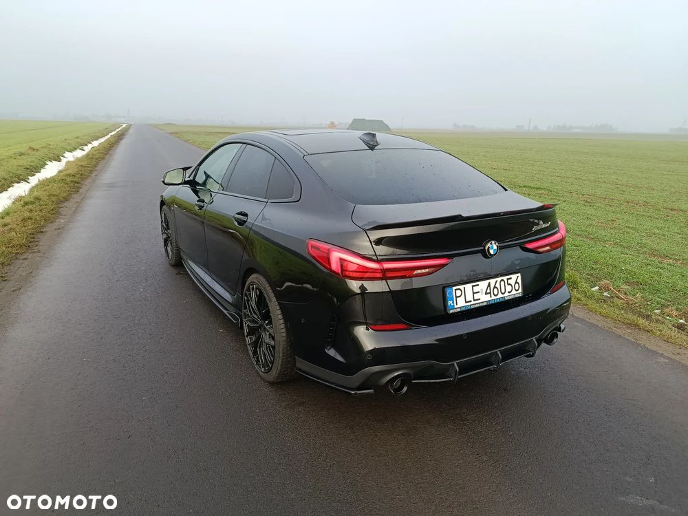 BMW Seria 2 220d - 4