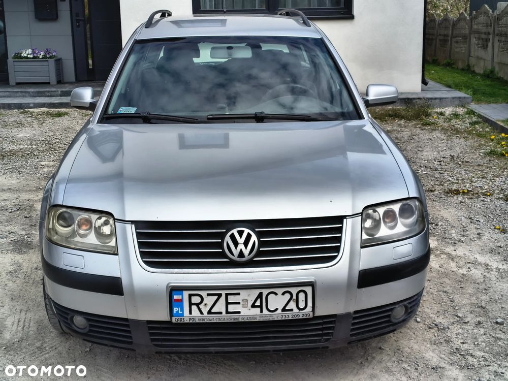 Volkswagen Passat 1.9 TDI 4Mot Comfortline - 1