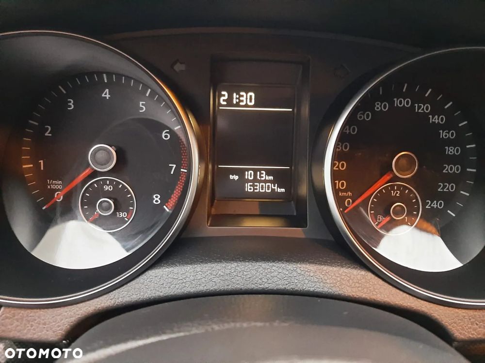 Volkswagen Golf VI 1.6 Comfortline - 27