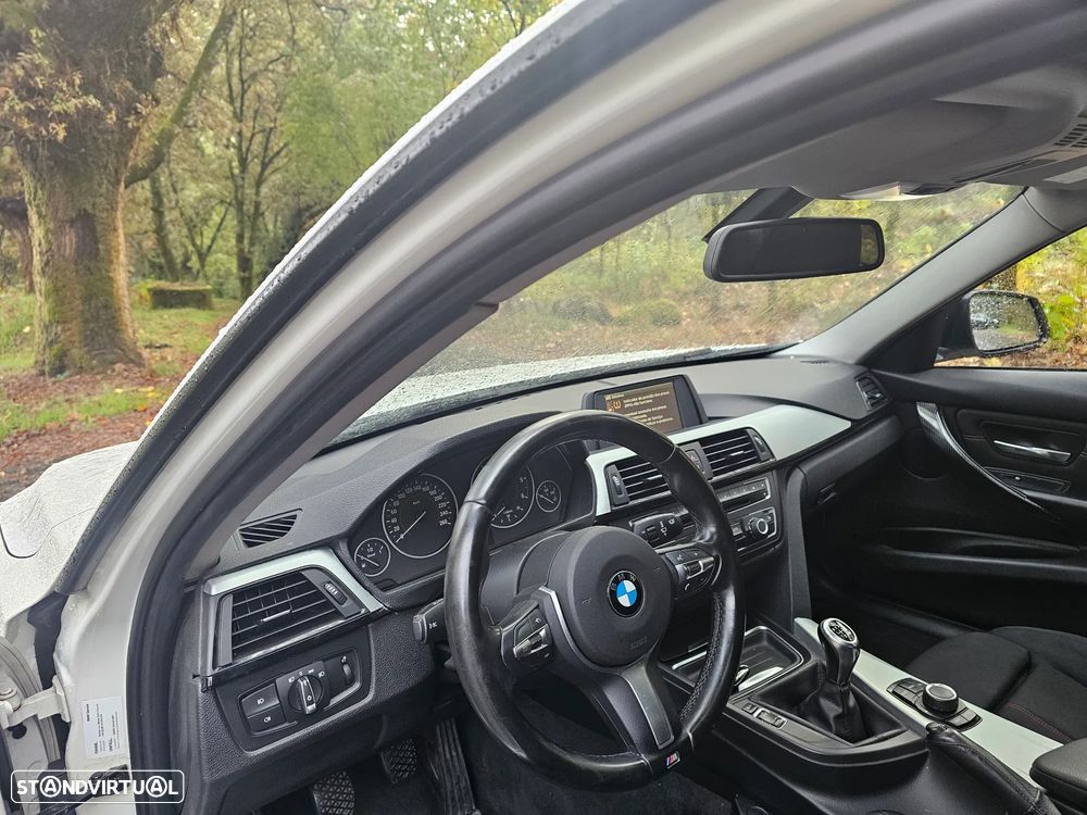 BMW 318 d M Sport - 12