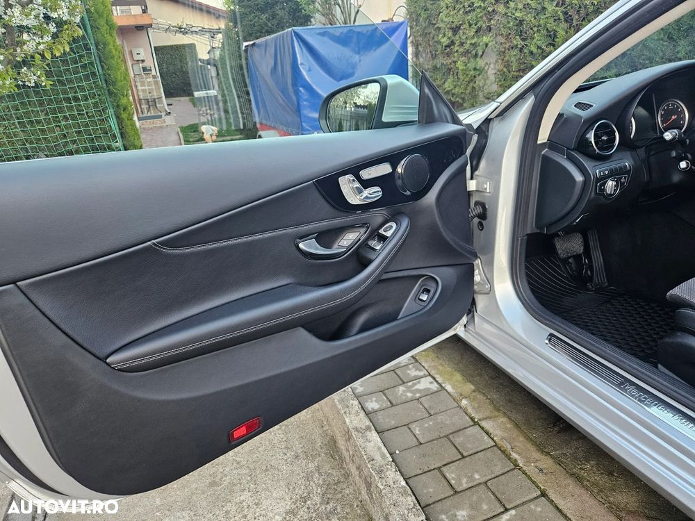 Mercedes-Benz C 180 9G-TRONIC Night Edition - 10